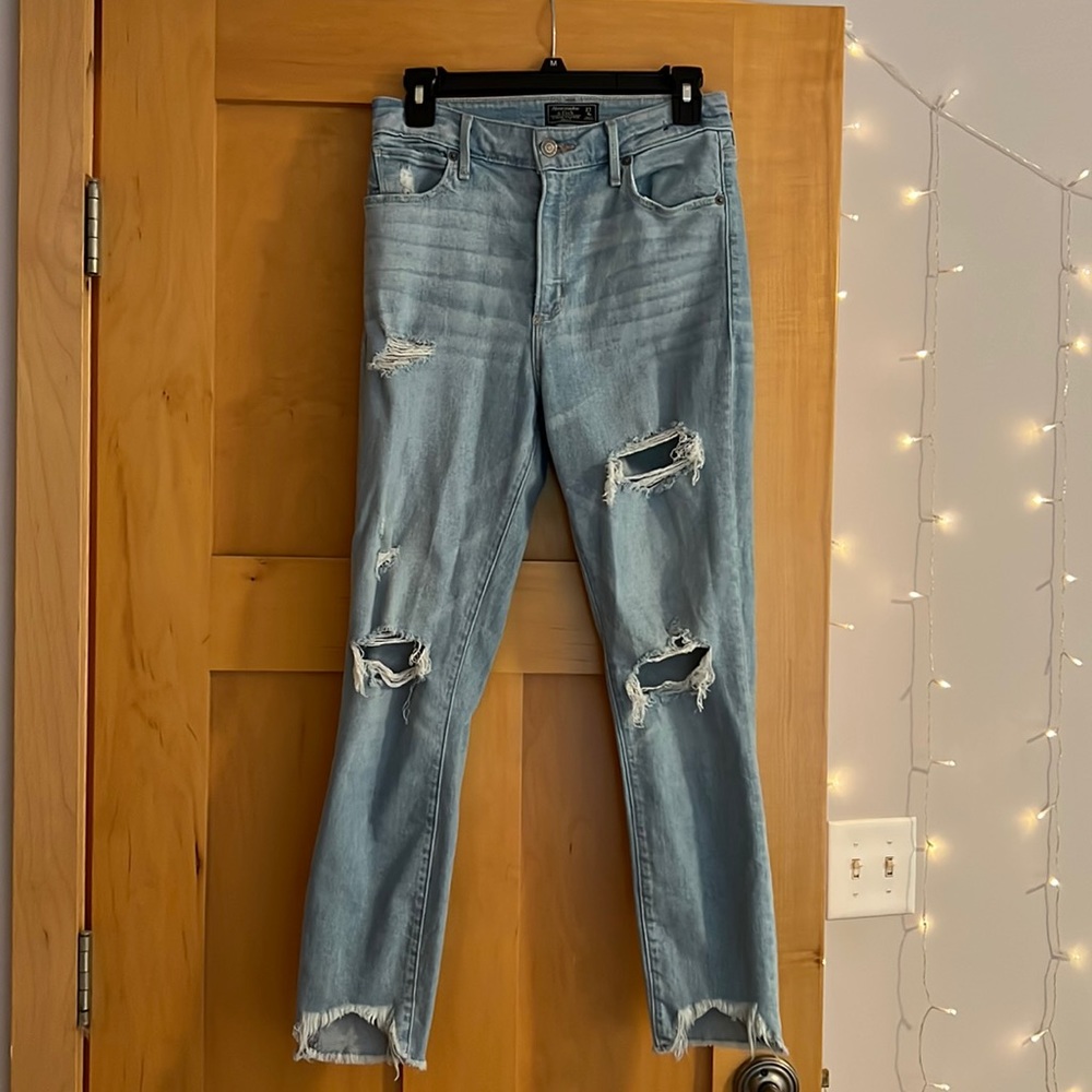 Abercrombie jeans! Size 27 / 4R